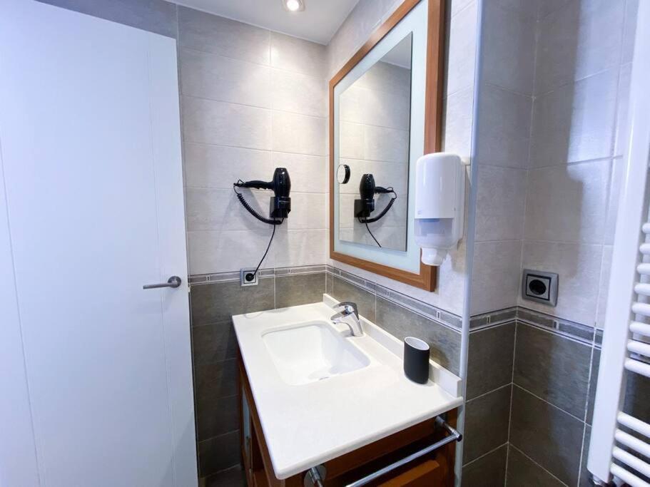 Espectacular Apartamento Con Vistas En Escaldes - 10Min Caminando Al Centro - Parking Gratis L By Bonesvacances Exterior photo